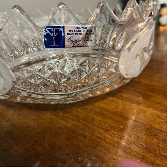 Vintage Flora Crystal Bowl. Made in Yugoslavia, 24%lead Crystal Clear 8.5" - Picture 3 of 13
